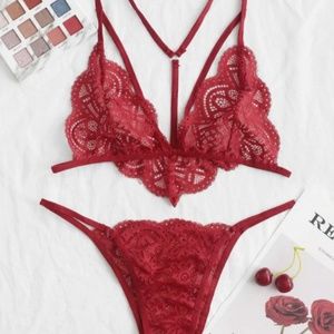 New WT - Lace Scalloped Bralette Lingerie Set - L